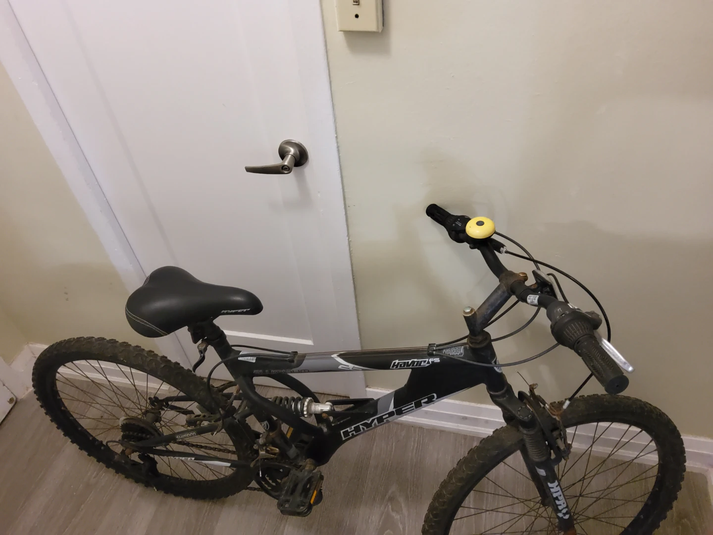 Hyper Full Suspension Mountain Bike - photo 2