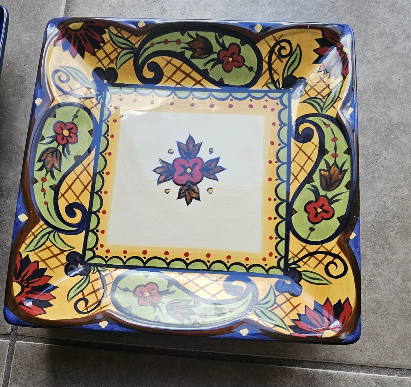 Corsica Square Plates - 6 Dinner plates and 4 Salad plates - photo 2