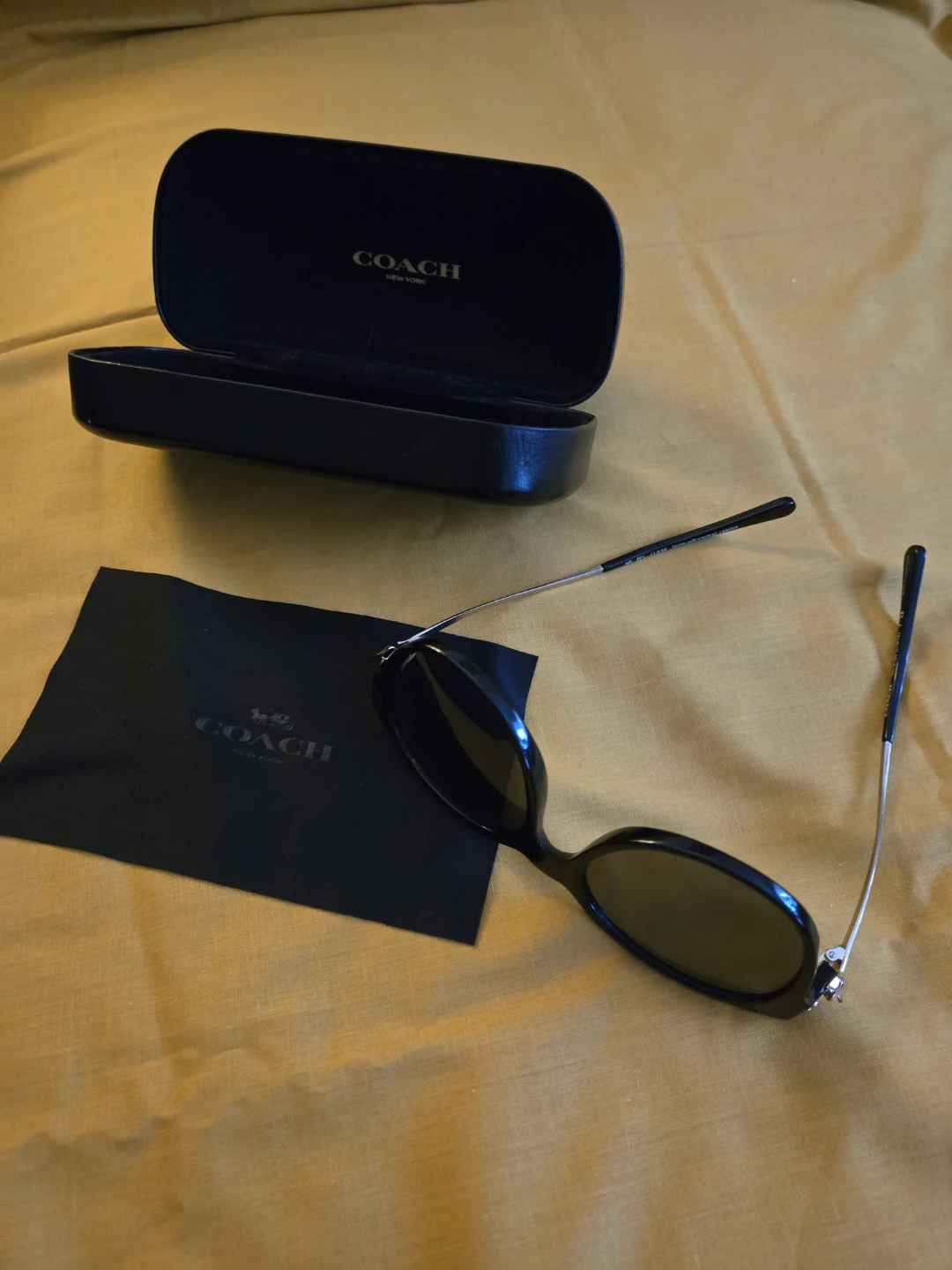 COACH SUNGLASSES - photo 4