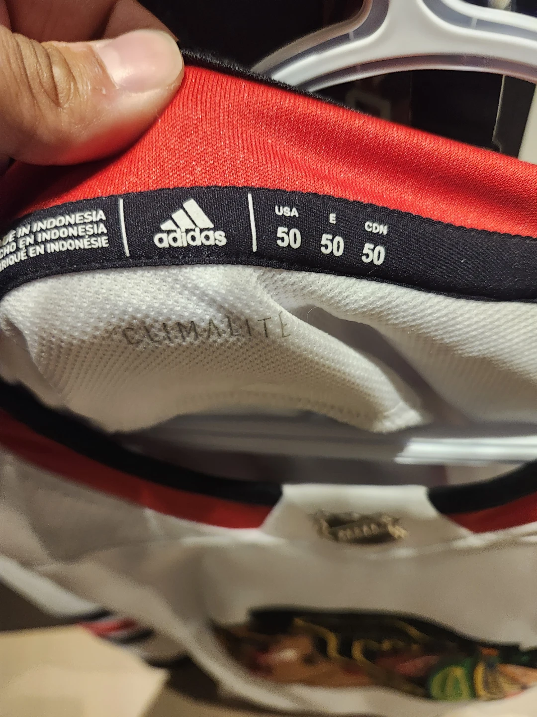 Chicago Blackhawks Adidas Hockey Jersey Size 50 - photo 2
