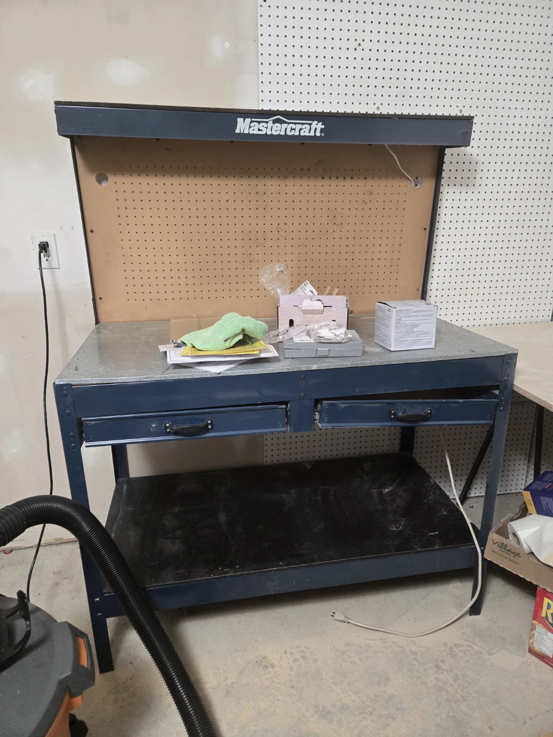 Mastercraft Workbench with Pegboard Back