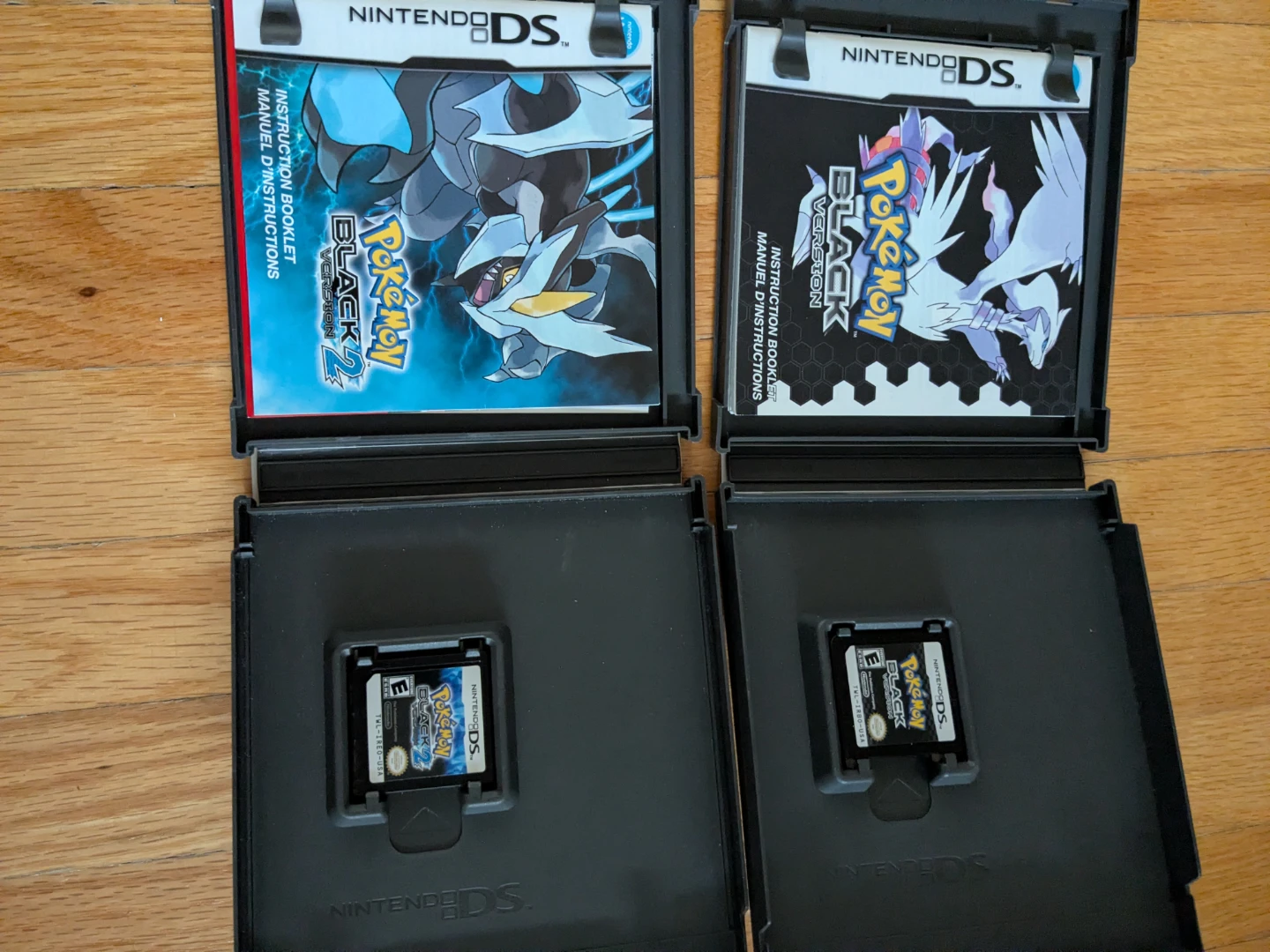 Nintendo DS Pokémon Black & Black 2 Version Games - photo 3