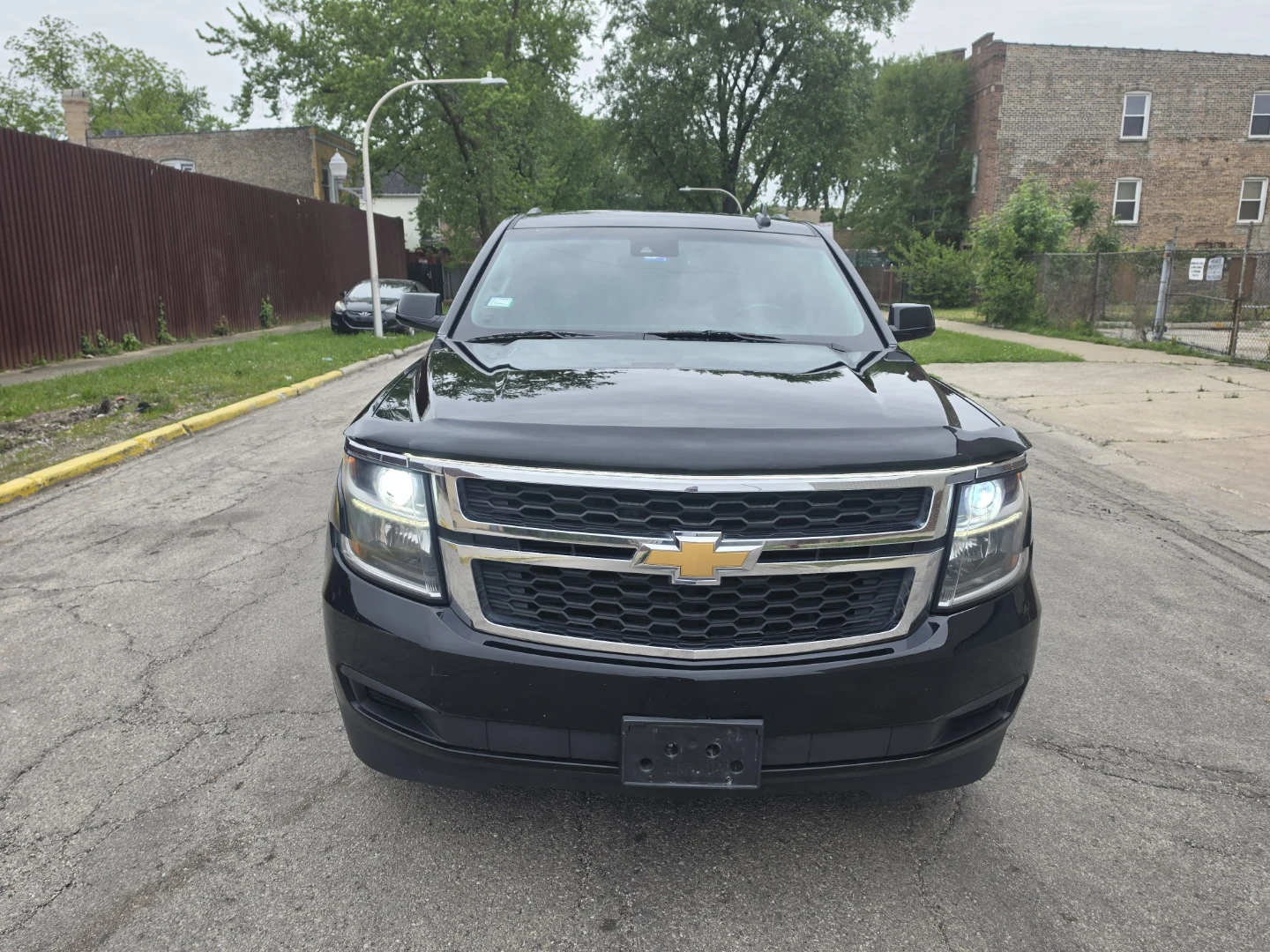 Black Chevrolet Tahoe LT SUV - photo 2