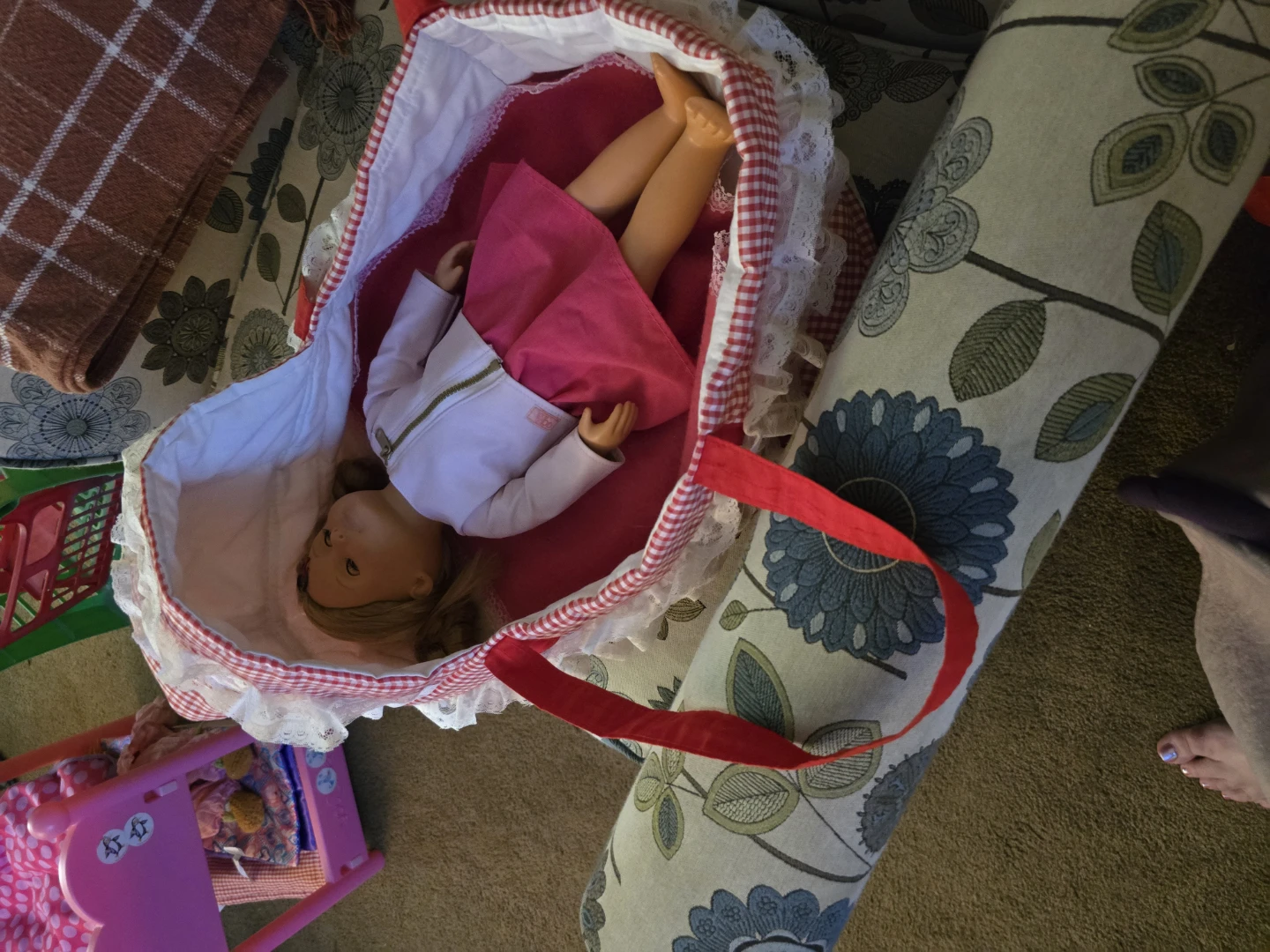 Doll carrier - photo 2