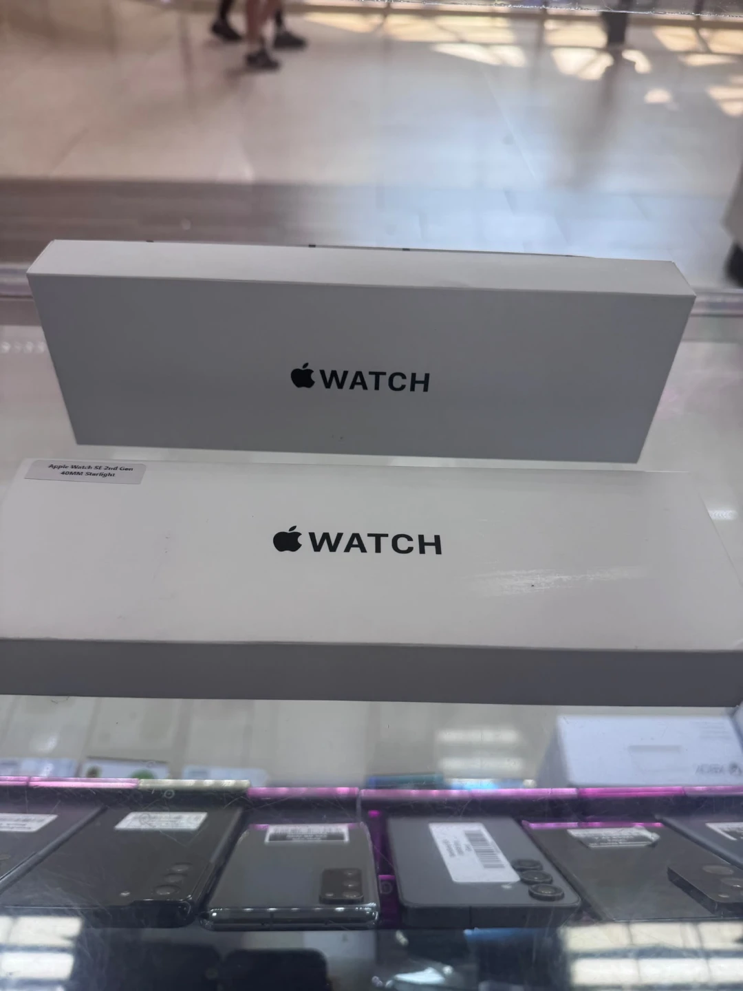 Apple Watch SE 2nd Gen - 40mm Starlight