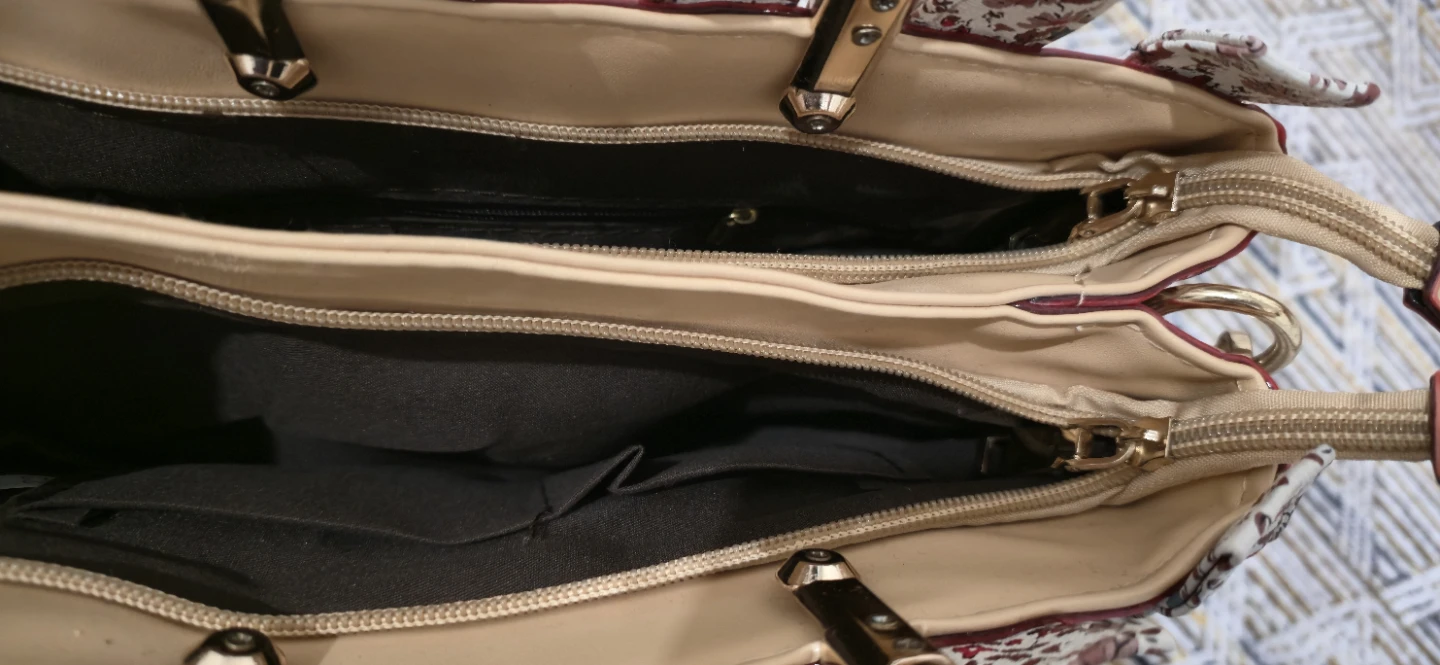 2 Floral Print Handbags with Faux Leather Accents - photo 4