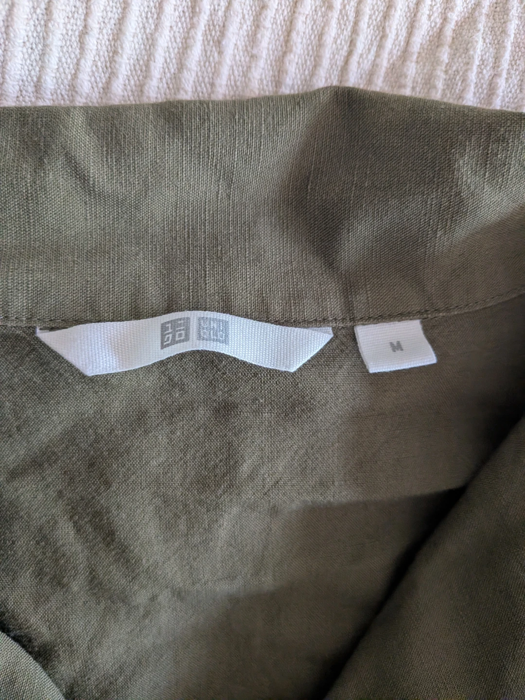 Uniqlo Linen Blend Short Sleeve Shirt (Olive Green) - photo 2