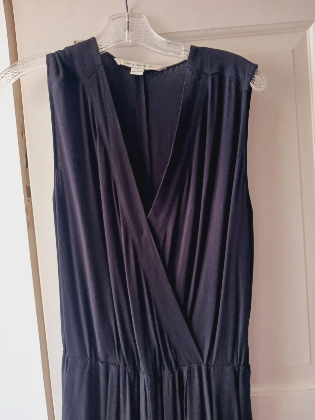 DIANE VON FURSTENBERG Sleeveless Black Jumpsuit Size 0 - photo 3
