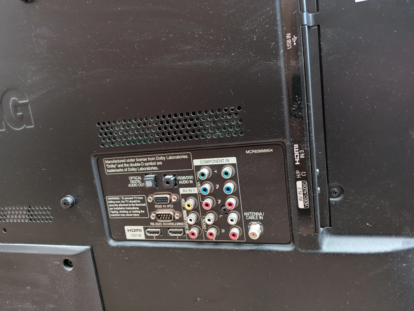 LG Flat Screen TV - photo 3