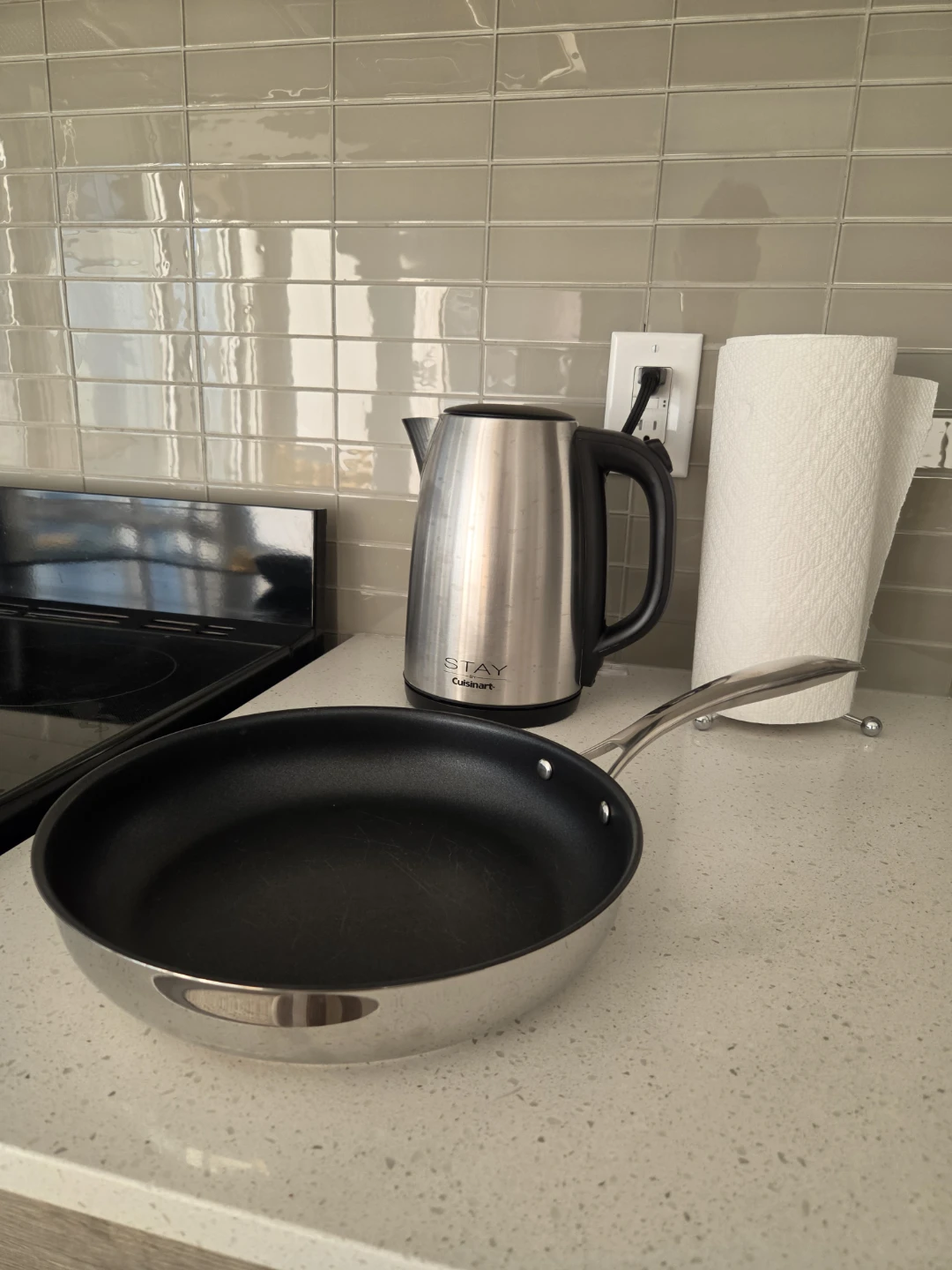 Amazon Basics 10-inch Frying Pan