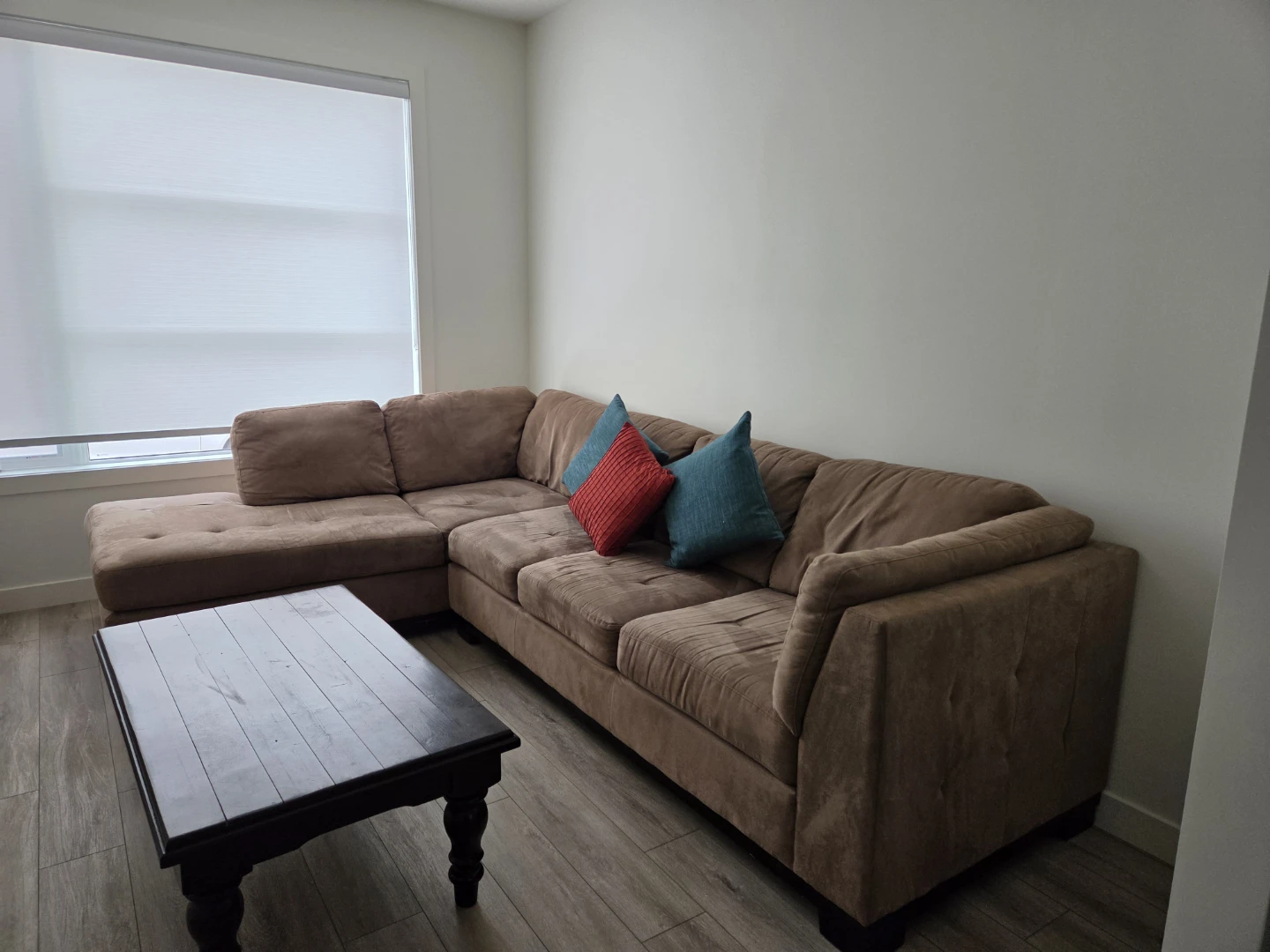 Sectional Sofa + coffee table - photo 3