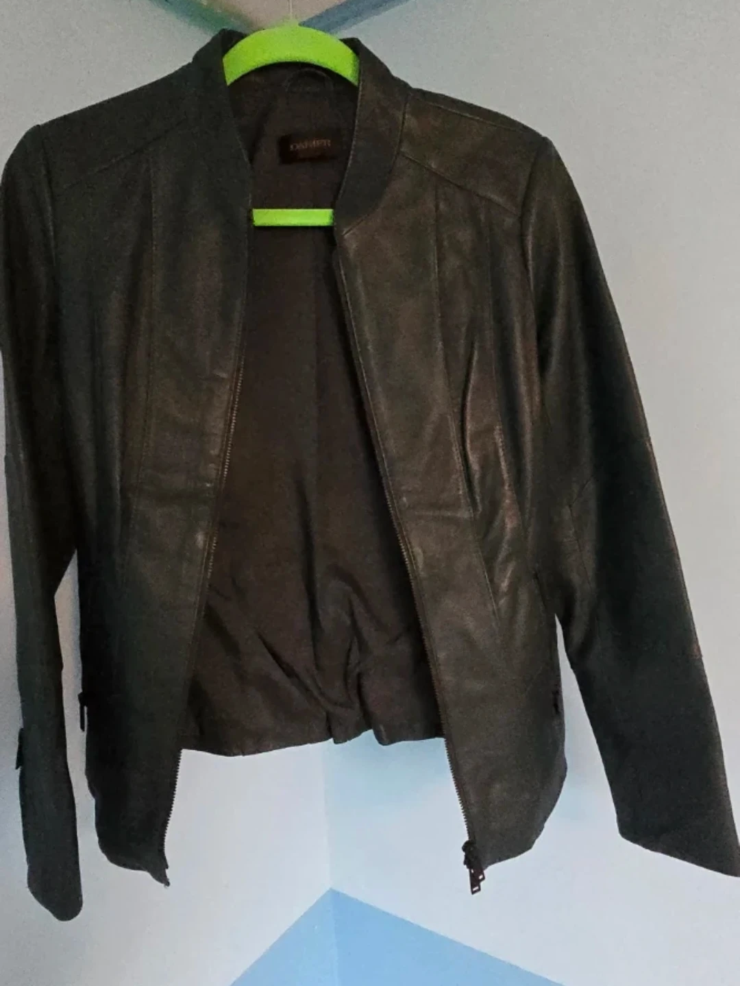Danier Leather Jacket - photo 2