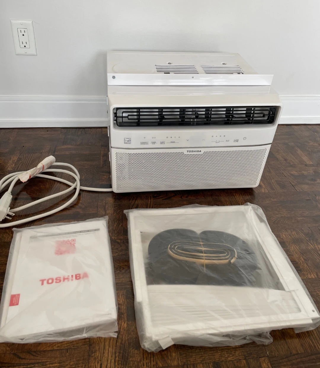 Toshiba Window Air Conditioner - photo 2