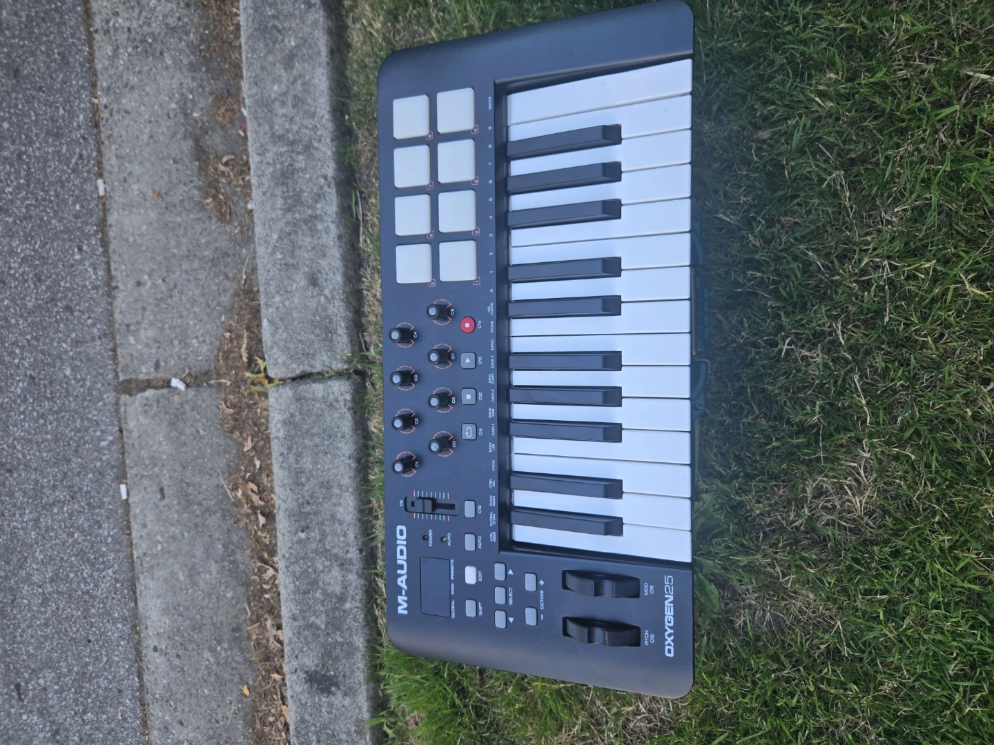 M-Audio Oxygen 25 MIDI USB Keyboard Controller