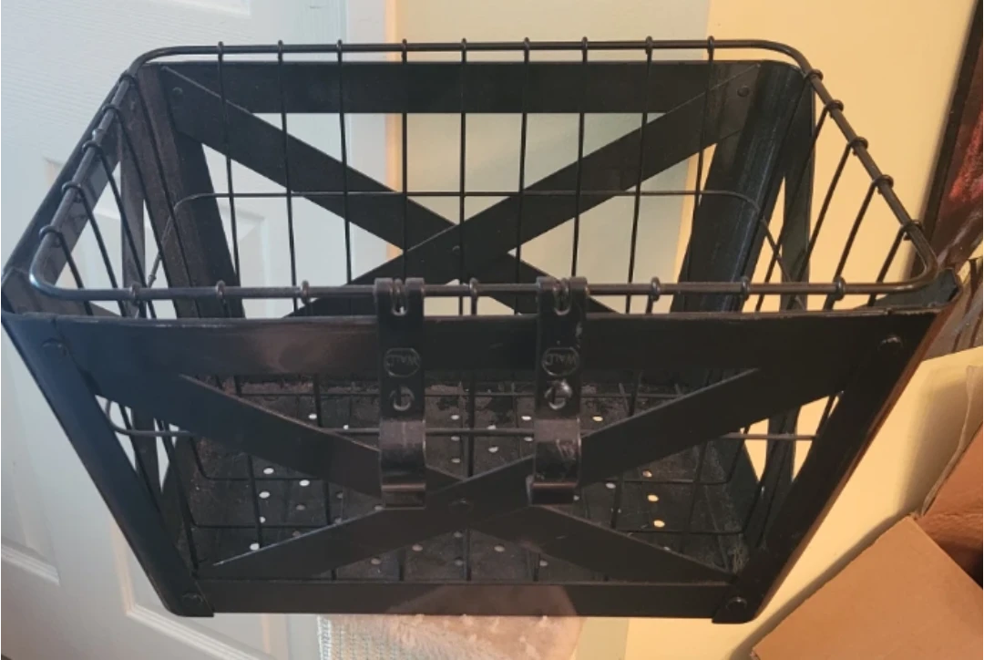 Wald Bicycle Basket with Mounting Hardware