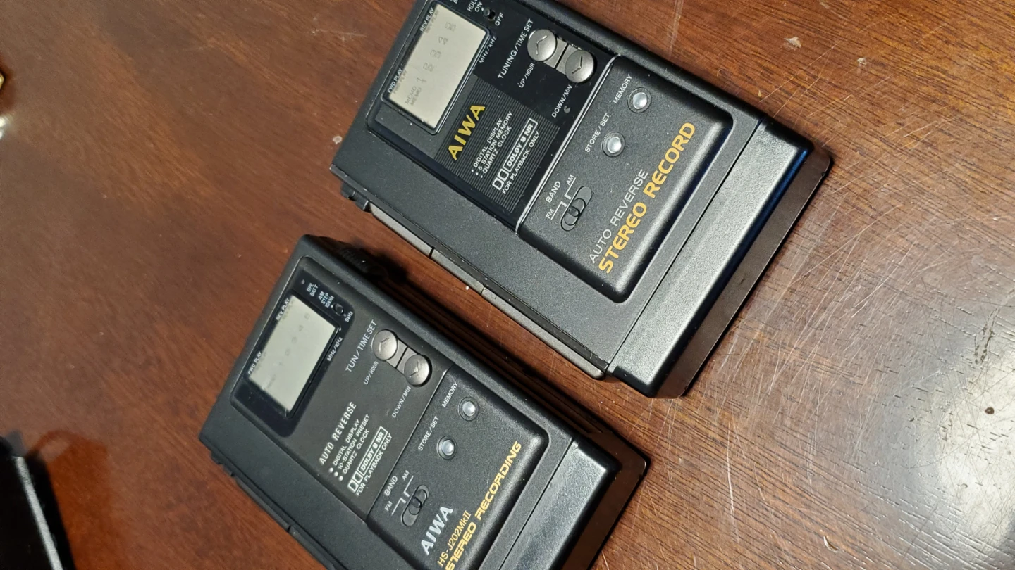 AIWA HS-J202MKII Auto Reverse Stereo Cassette Player/Recorder - photo 5