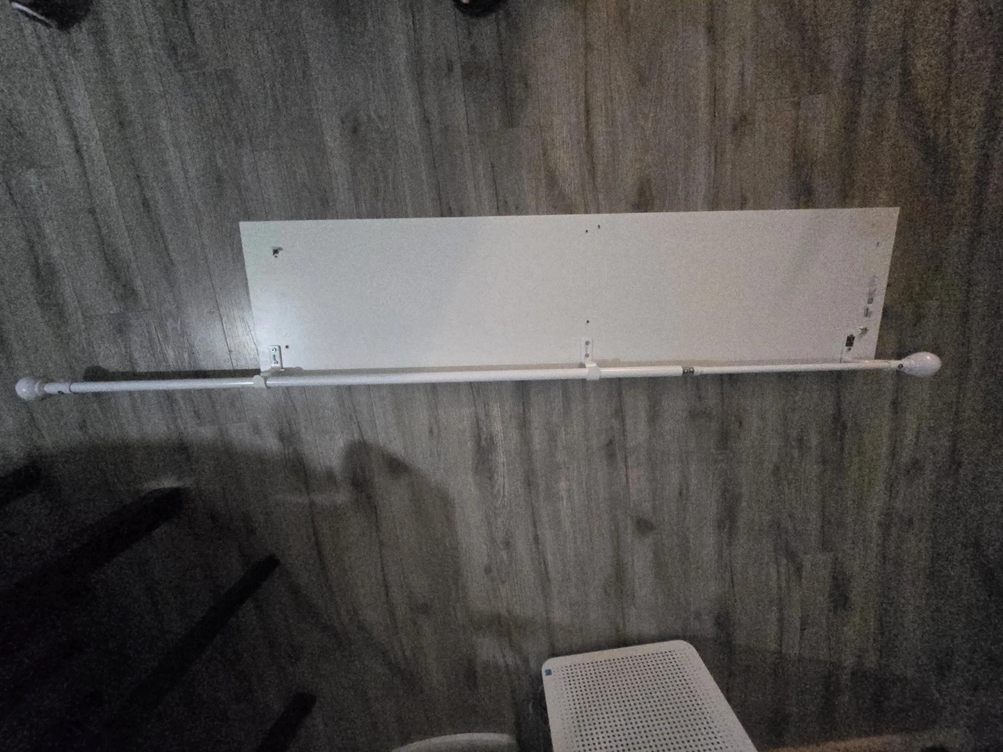 White Shelf with Rod and Brackets - photo 2