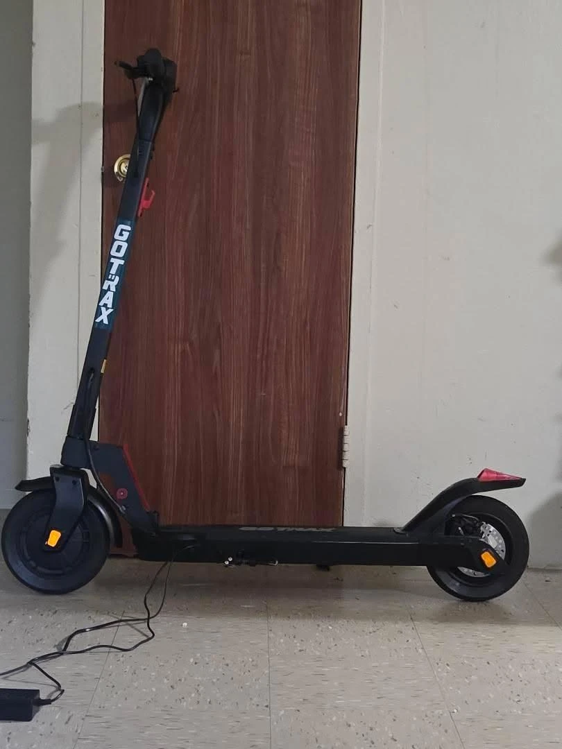 GOTRAX Electric Scooter - photo 2