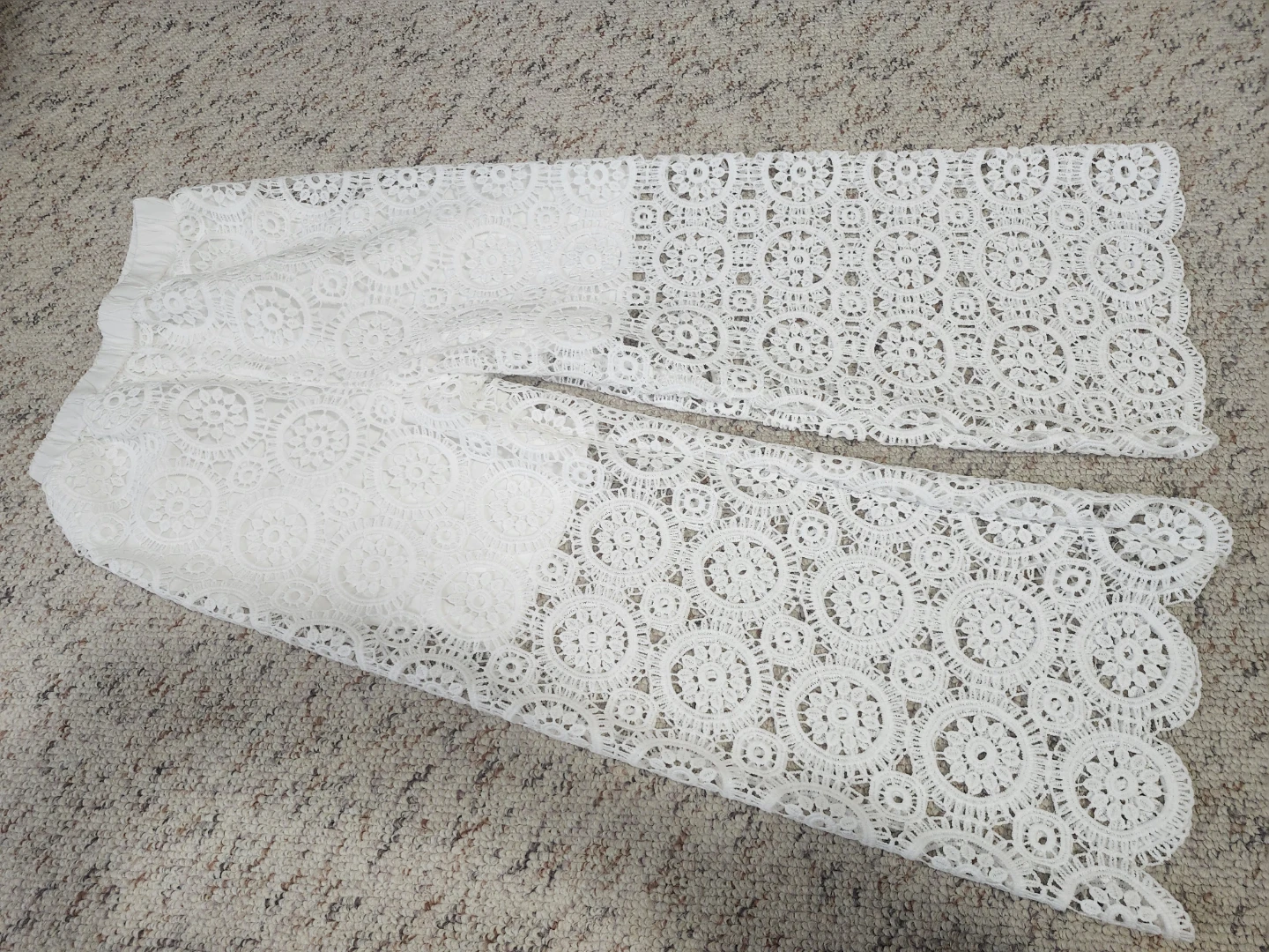 White Lace Top and Pants Set - photo 2