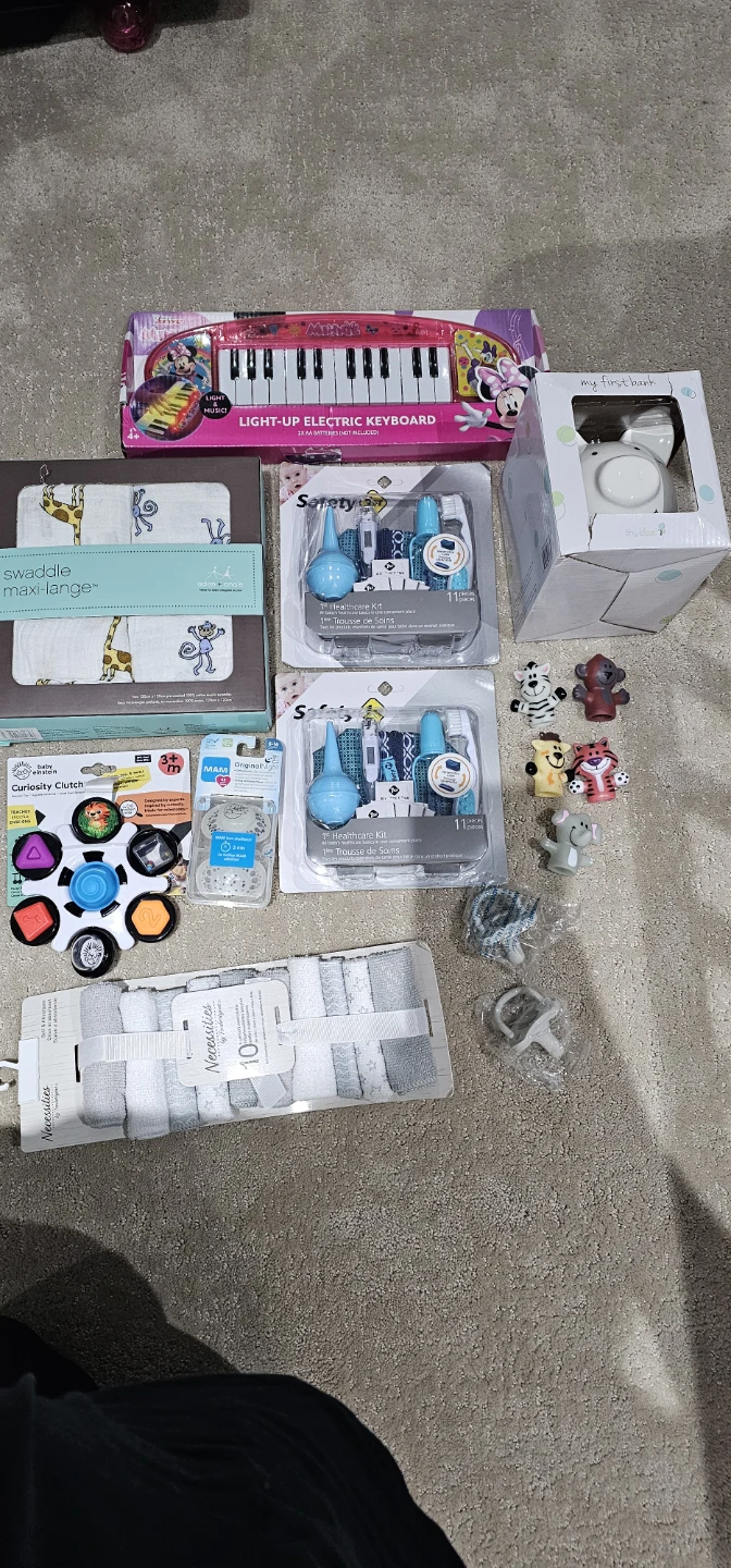 Assorted baby items - photo 2