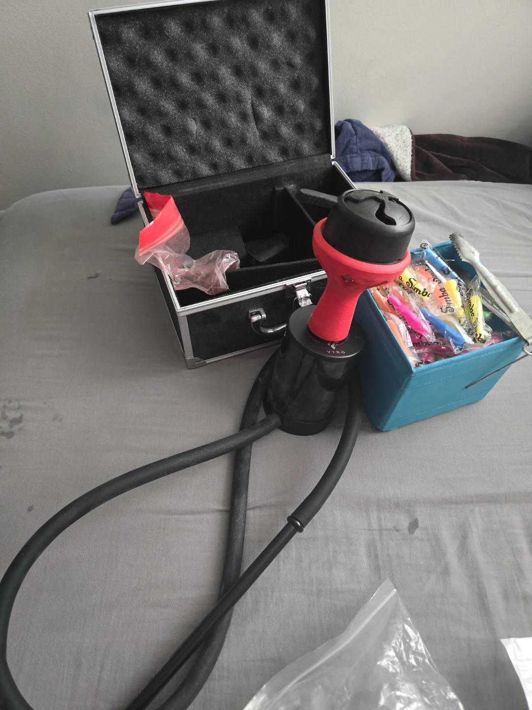 Portable Shisha Pipe with Accessories VYRO® HOOKAH