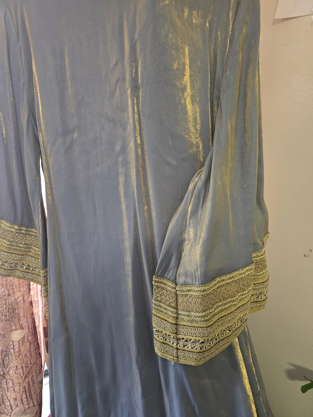 Brand new Grey shimmering  Dress with Gold Embroidery - photo 2