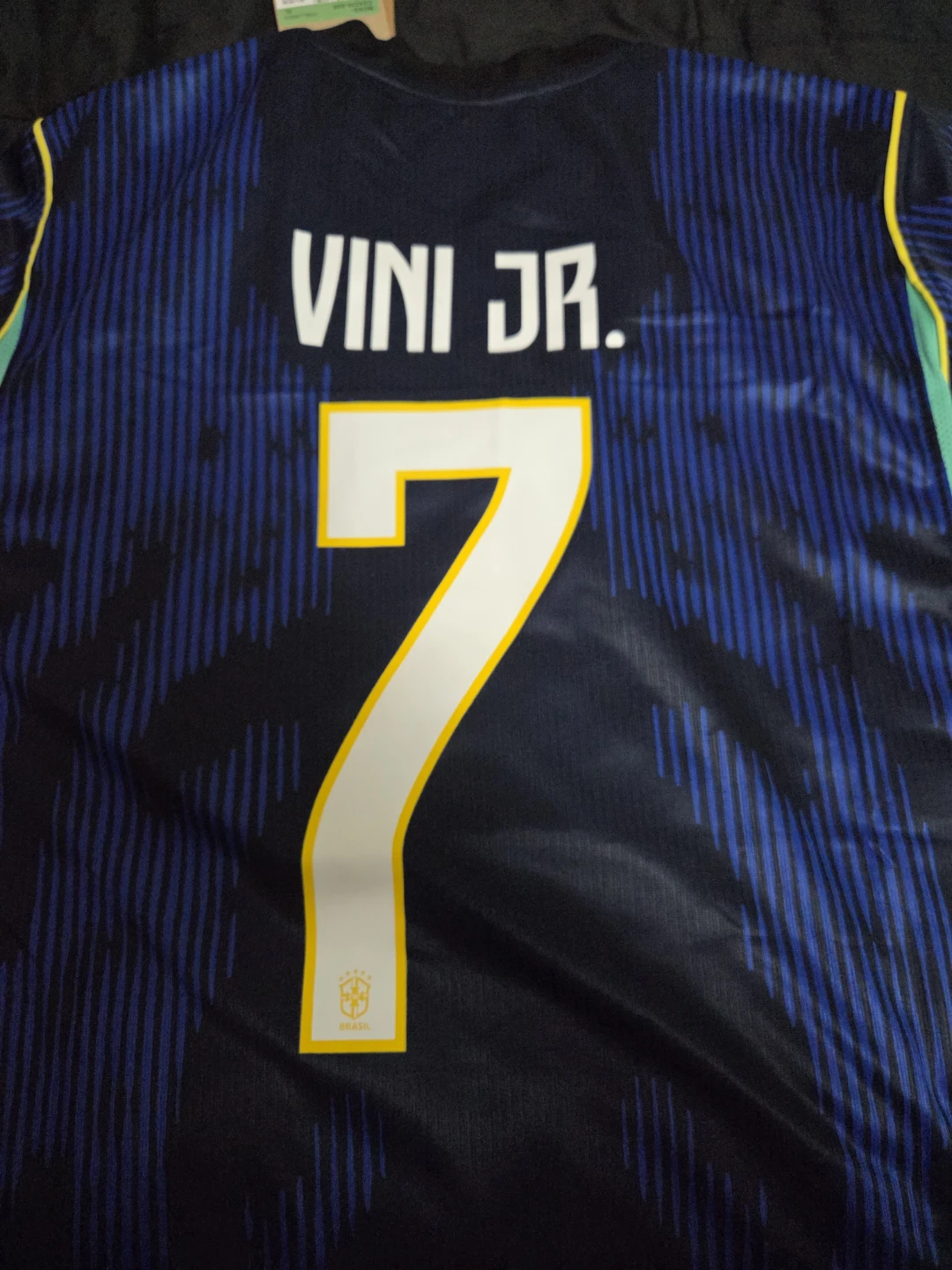 Brazil 2026 away jersey Vini Jr Brand new with tags  Size L - photo 3