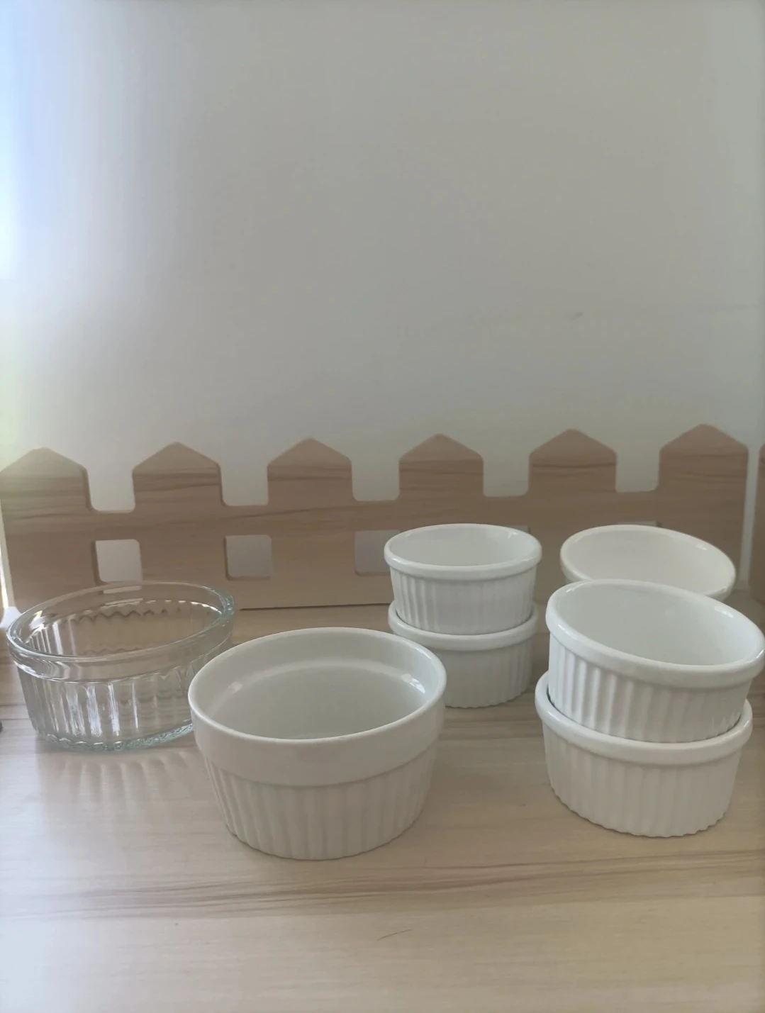 Set of 8 ramekins