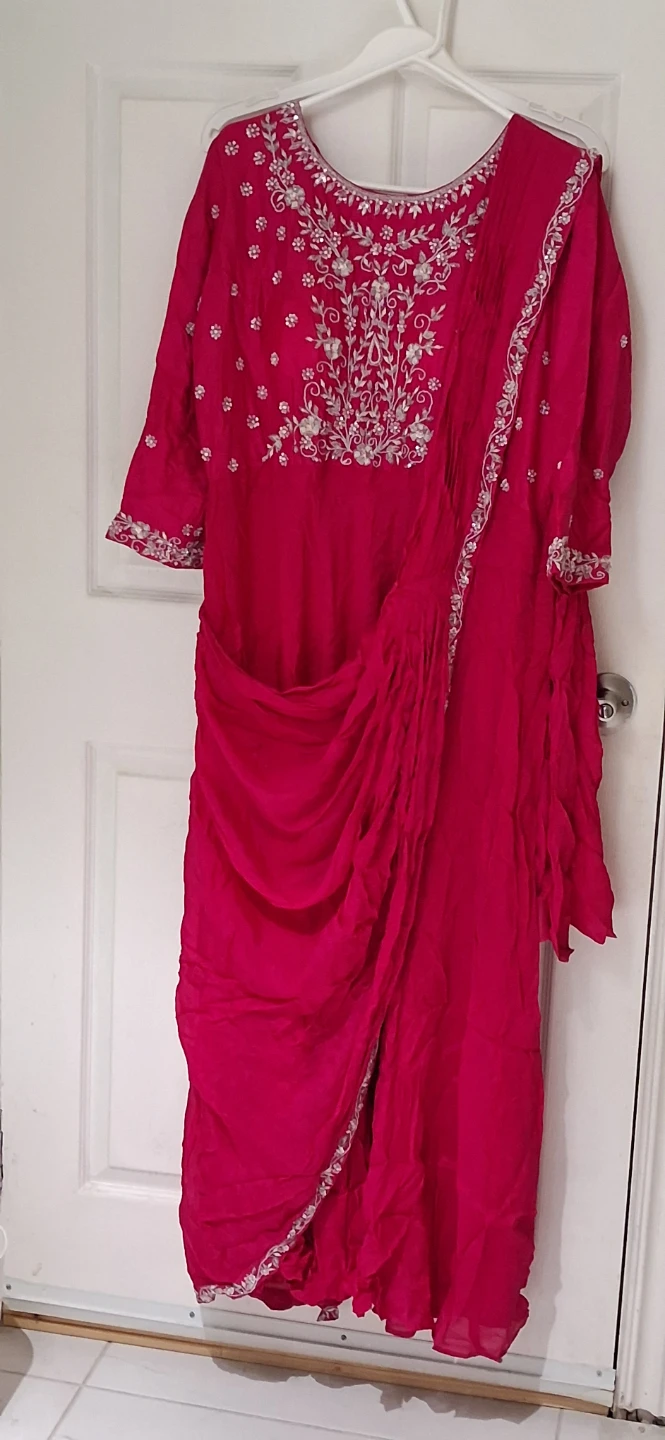 Saree gown hot pink with set - photo 3