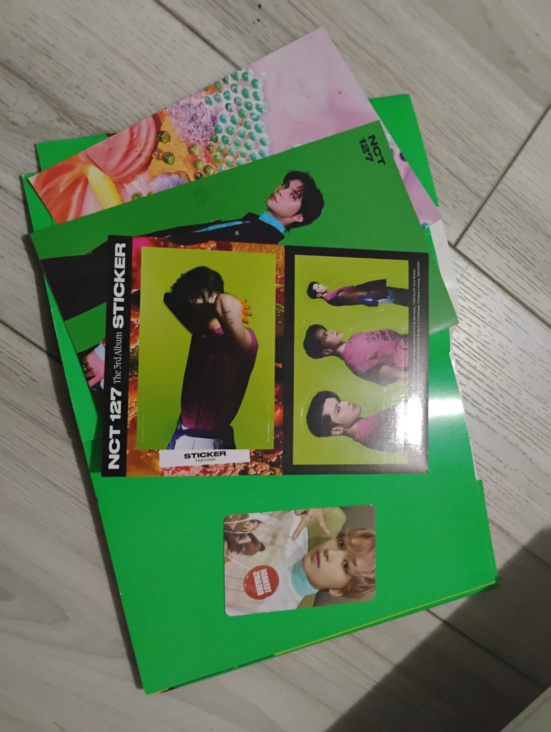 NCT 127 Sticker Album CD - photo 3