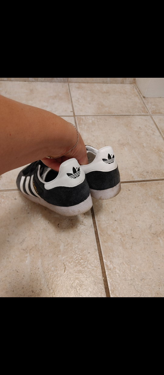 Adidas Gazelle Black White Suede Sneakers size 8.5 - photo 3