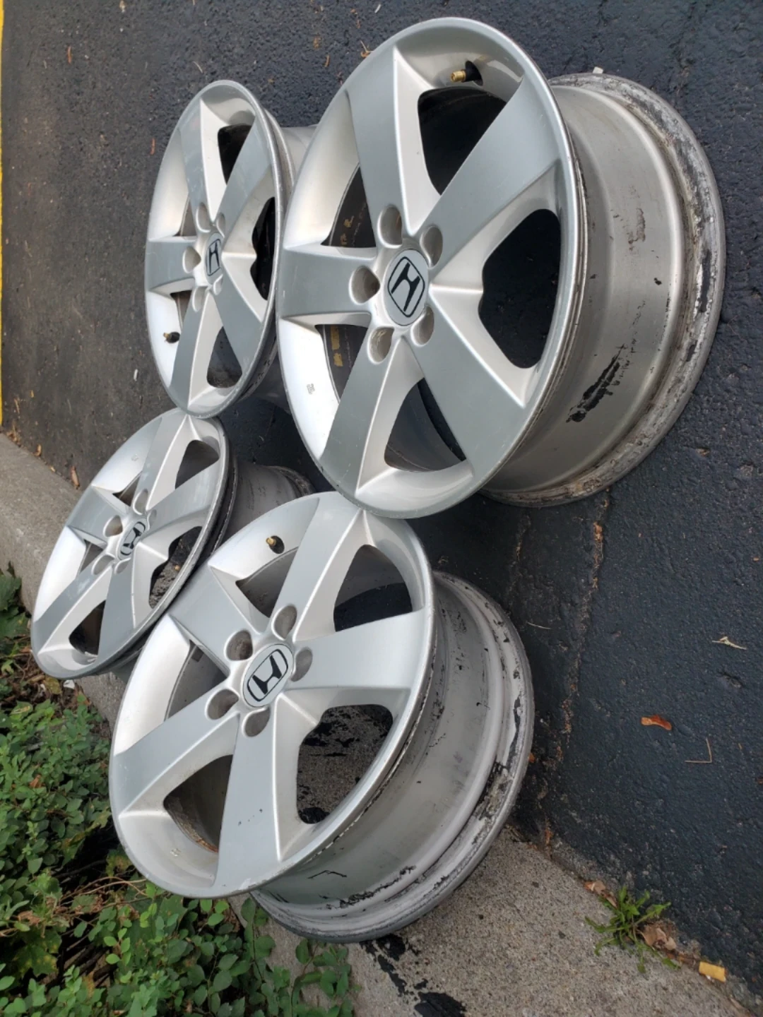Honda Civic OEM 16" Aluminum Alloy Rims (Set of 4) - photo 4