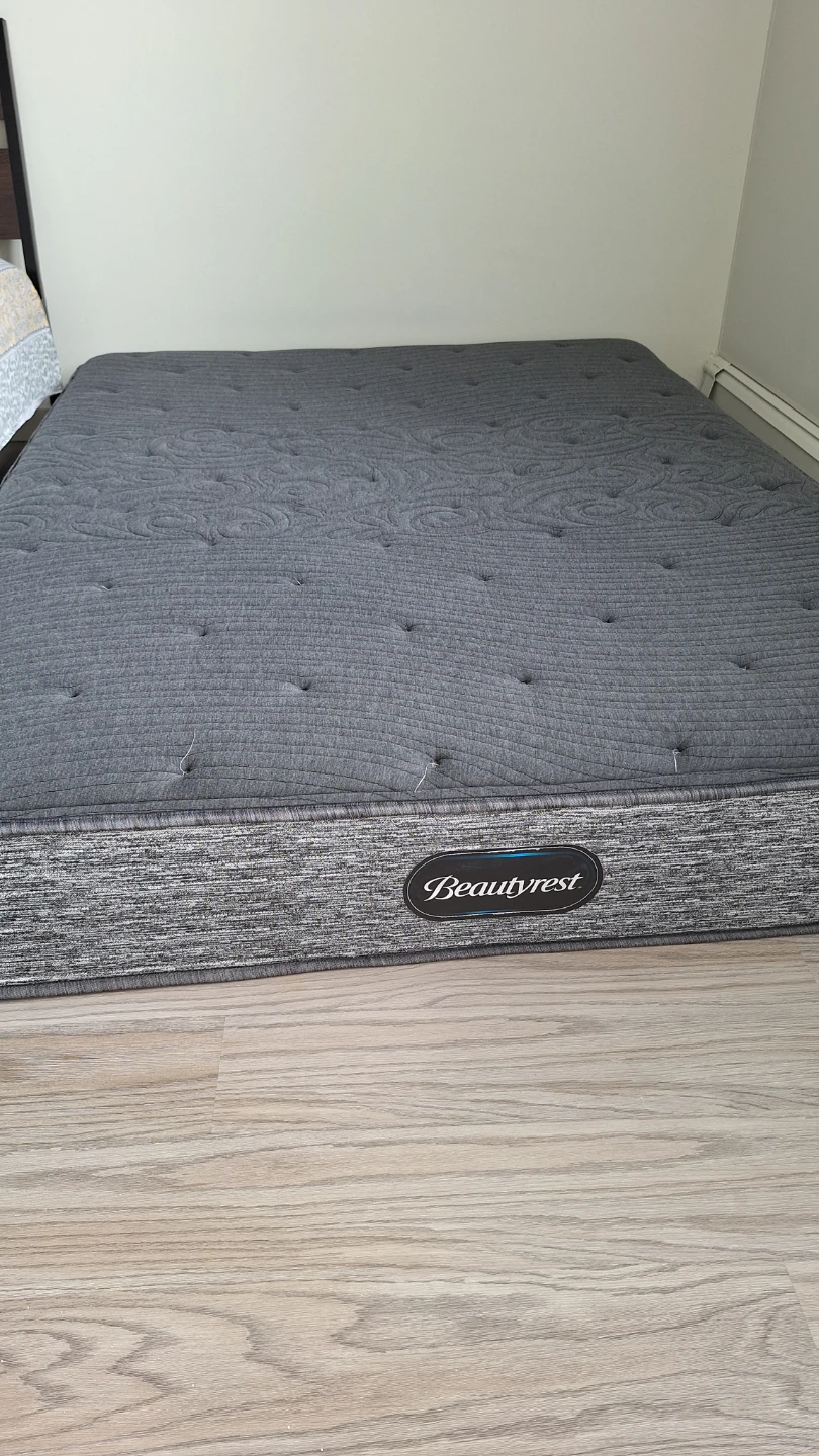 Beautyrest Mattress - photo 4