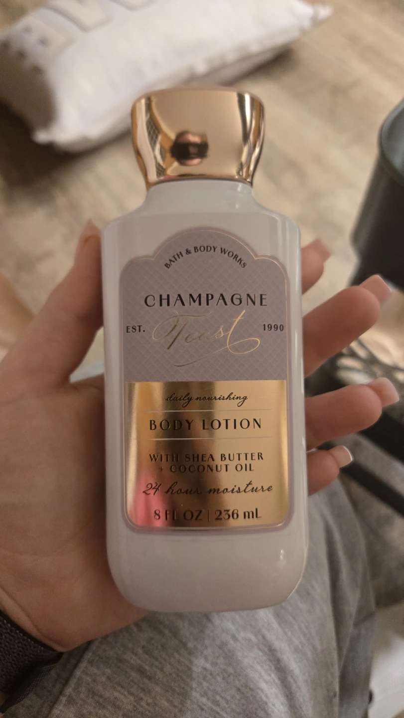 Bath & Body Works Champagne Toast Body Lotion 8 oz - photo 2