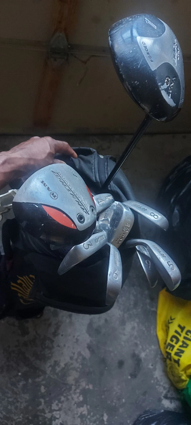 Callaway Golf Bag with Clubs - photo 2