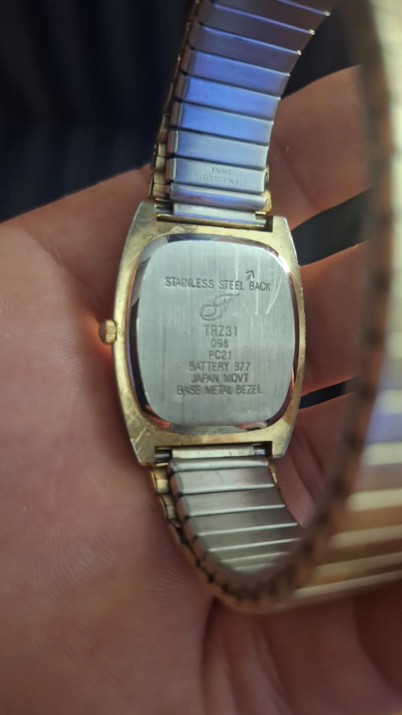 Timex Quartz Watch Gold Tone Expandable Band - photo 2