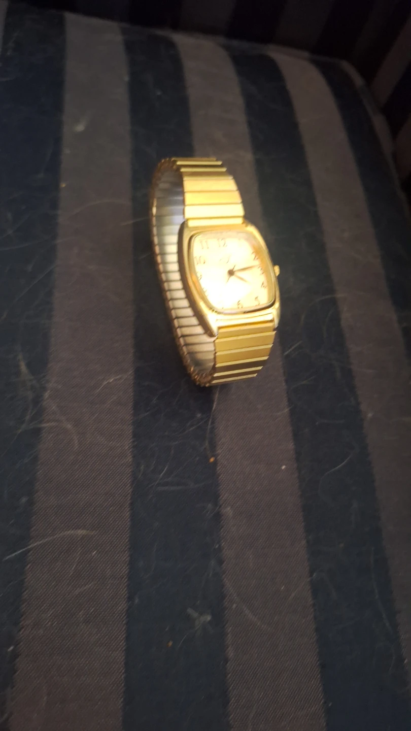 Timex Quartz Watch Gold Tone Expandable Band - photo 3