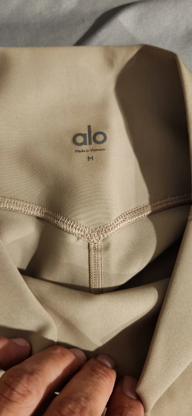 Alo Yoga AirLift Energy Short - photo 2