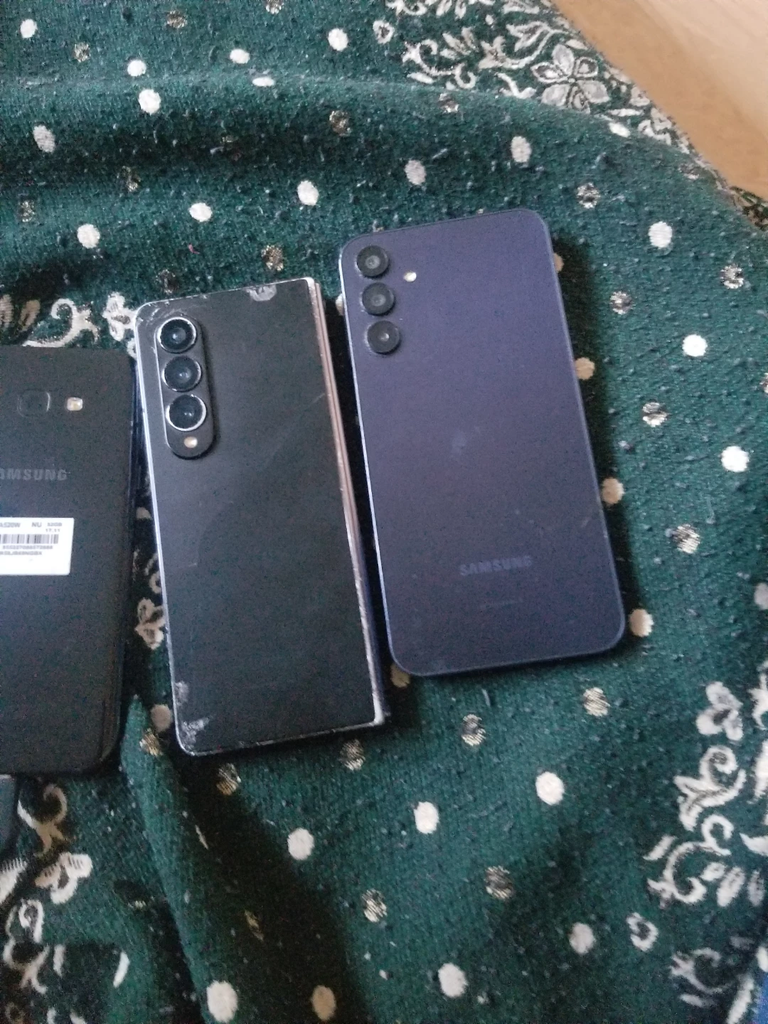 Samsung Smartphone lot gives you best offers - photo 3