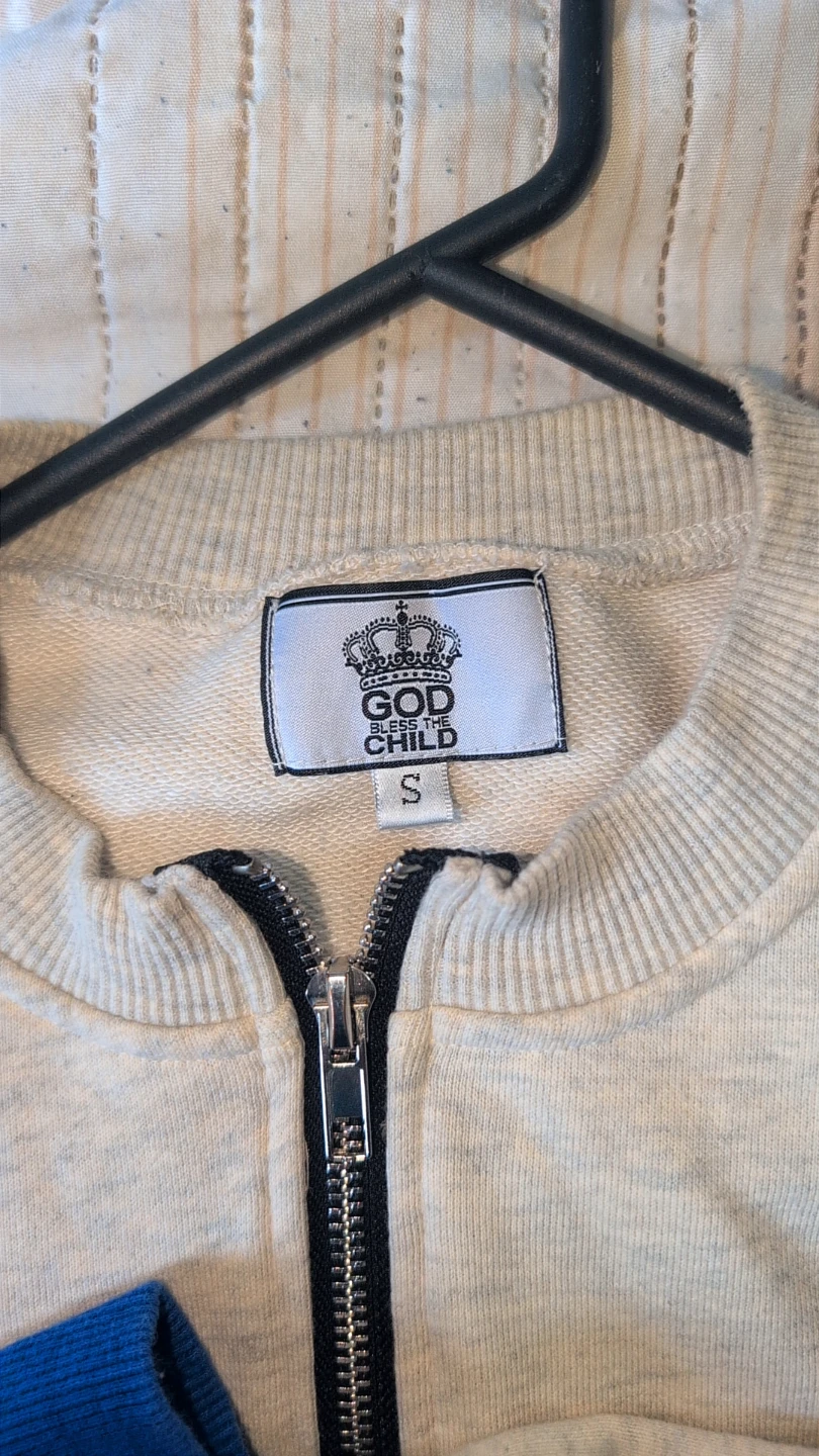God is the Child Zip-Up Sweatshirt Size S