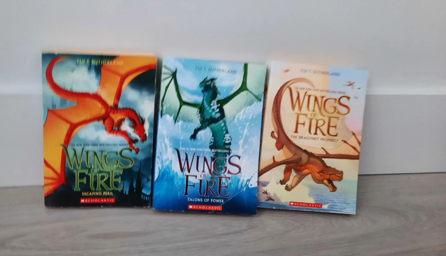 Wings of Fire Book Series (3 Books) - photo 2