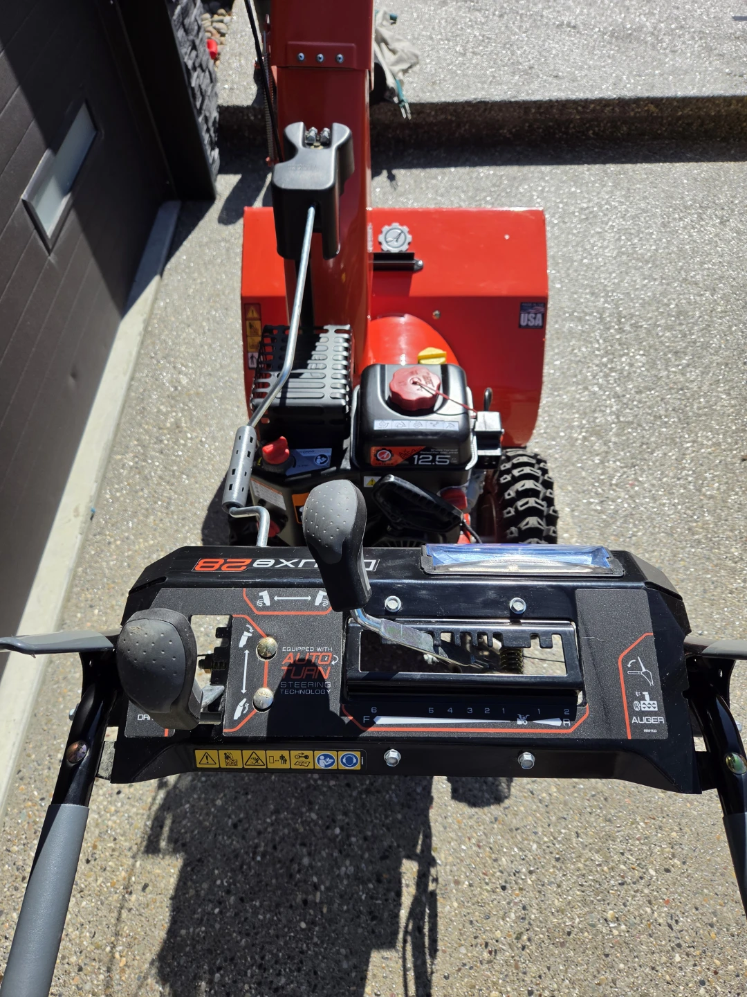 Ariens Deluxe 28 Snowblower - photo 5