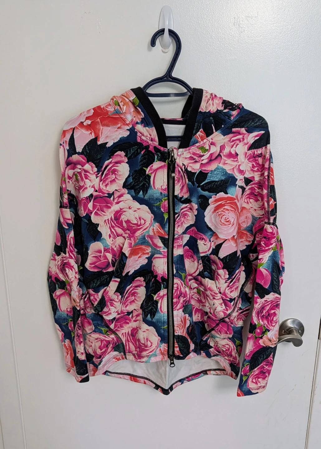 Lululemon Floral Zip-Up Hoodie - Women's Size 6