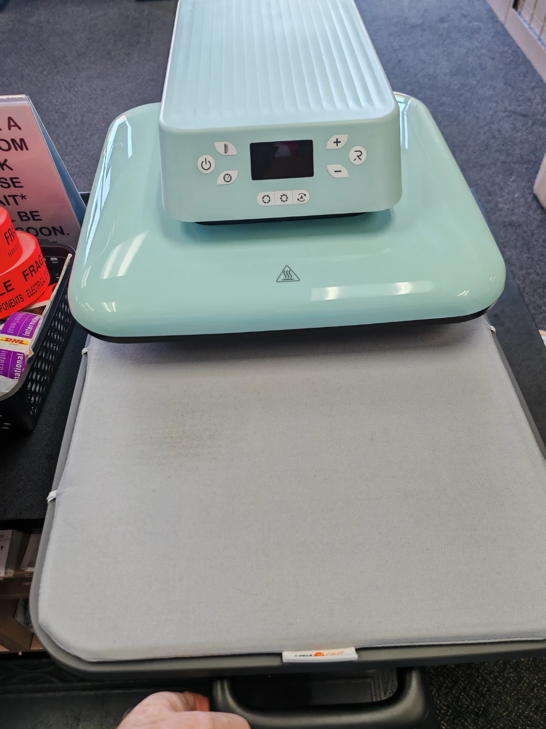 HTVRONT Auto Heat Press Machine - photo 2