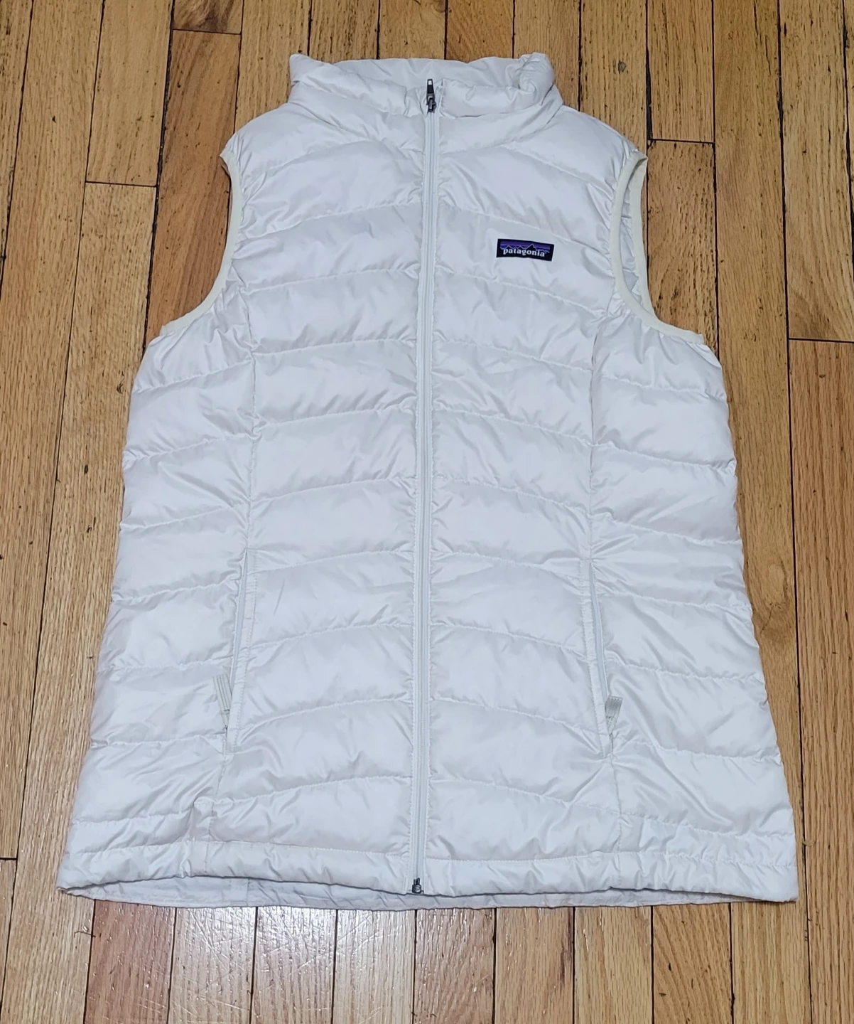 Patagonia Puffer Vest White Size 14-16 (XL)