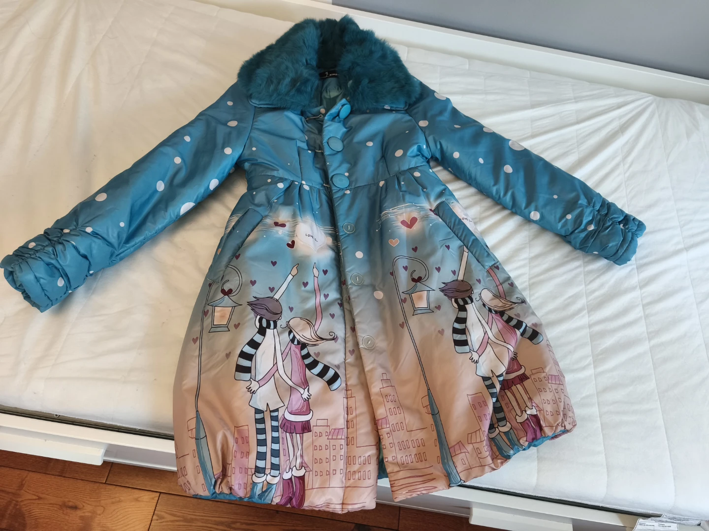Youth XL or Adult XS Puffer Coat with Fur Collar