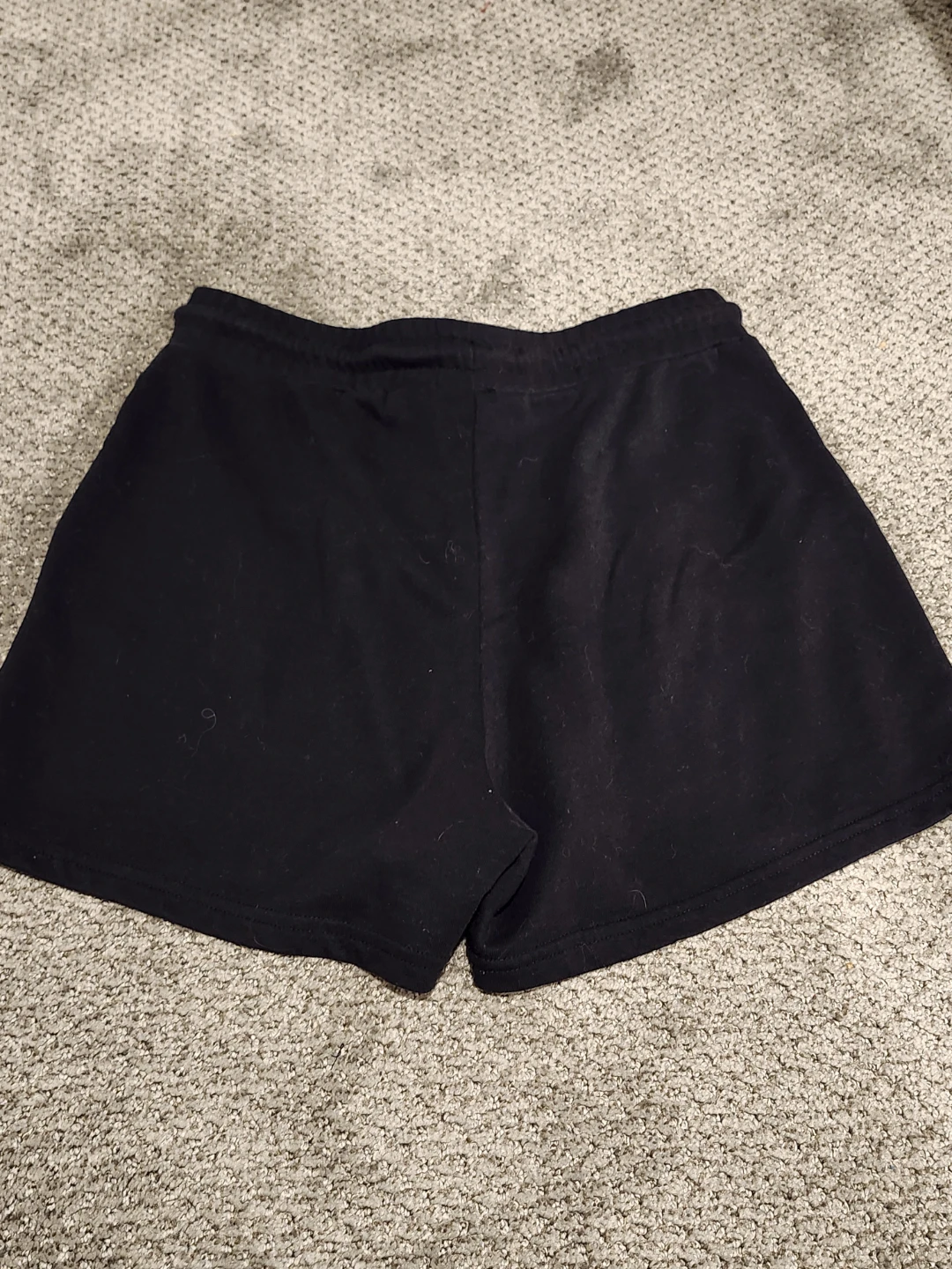 Black FRIENDS Sweat Shorts Size Medium - photo 2