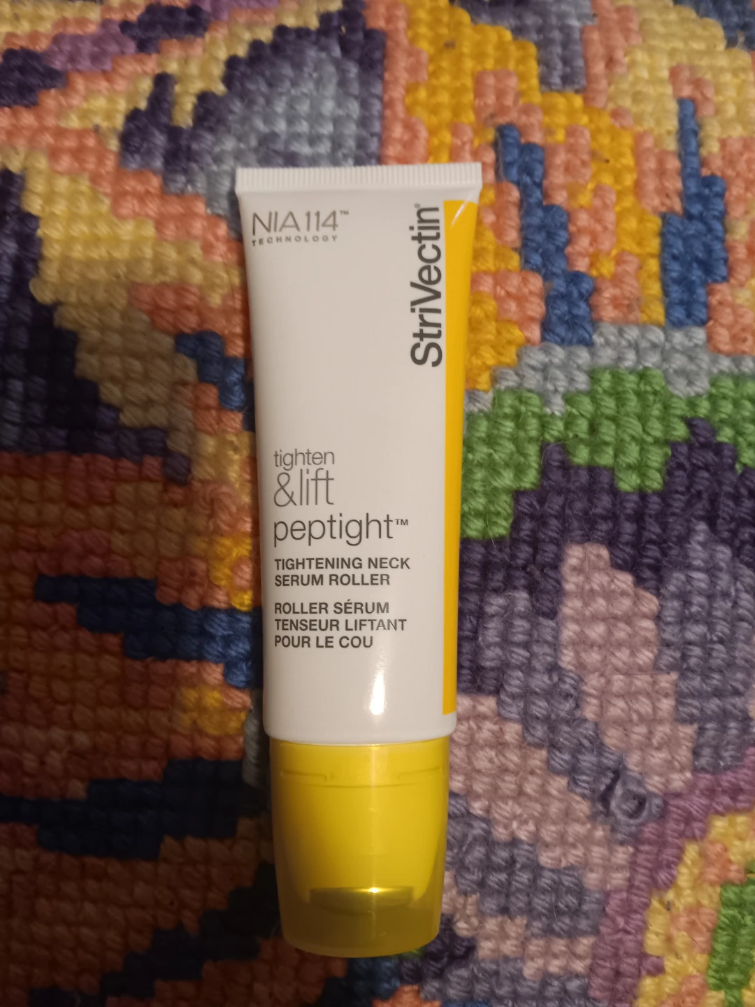$82StriVectin Tightening Neck Serum Roller