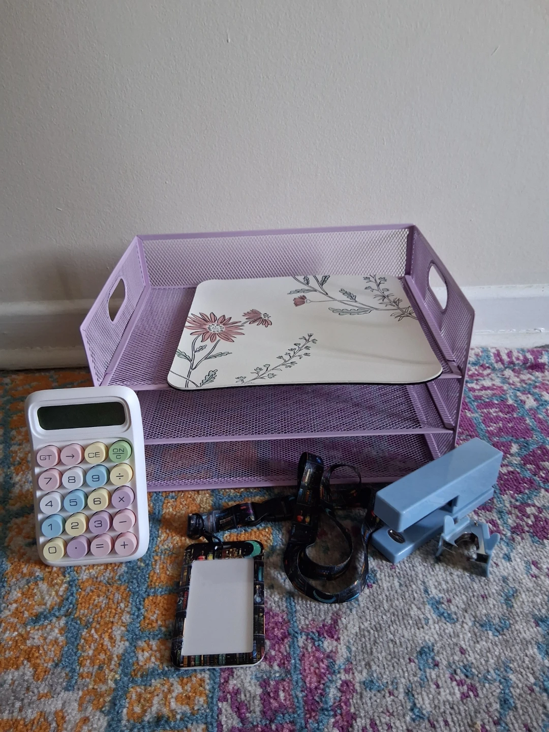 Office Supplies / Desk Accessories / Stationary