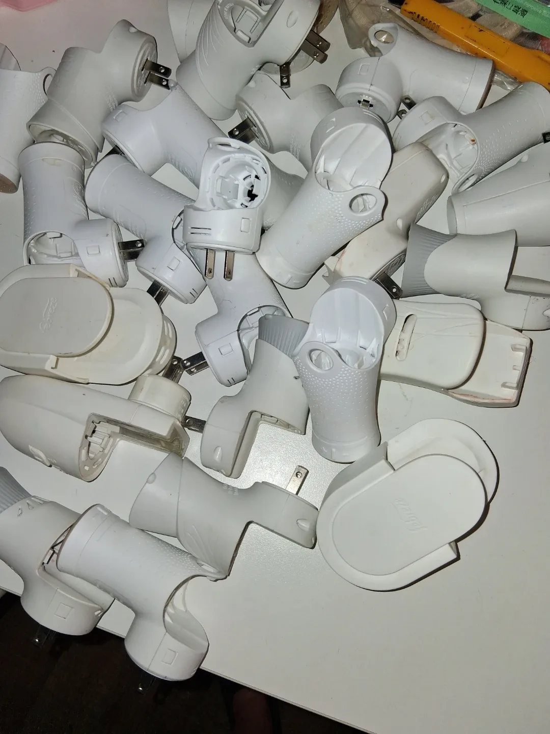 White Glade PlugIns Air Freshener Warmers Lot